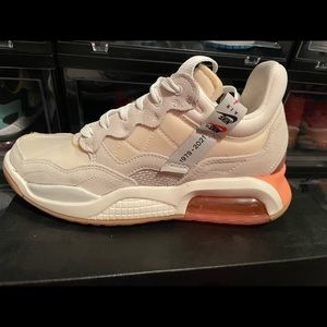 Nike Air Jordan MA2 SP - W7.5
